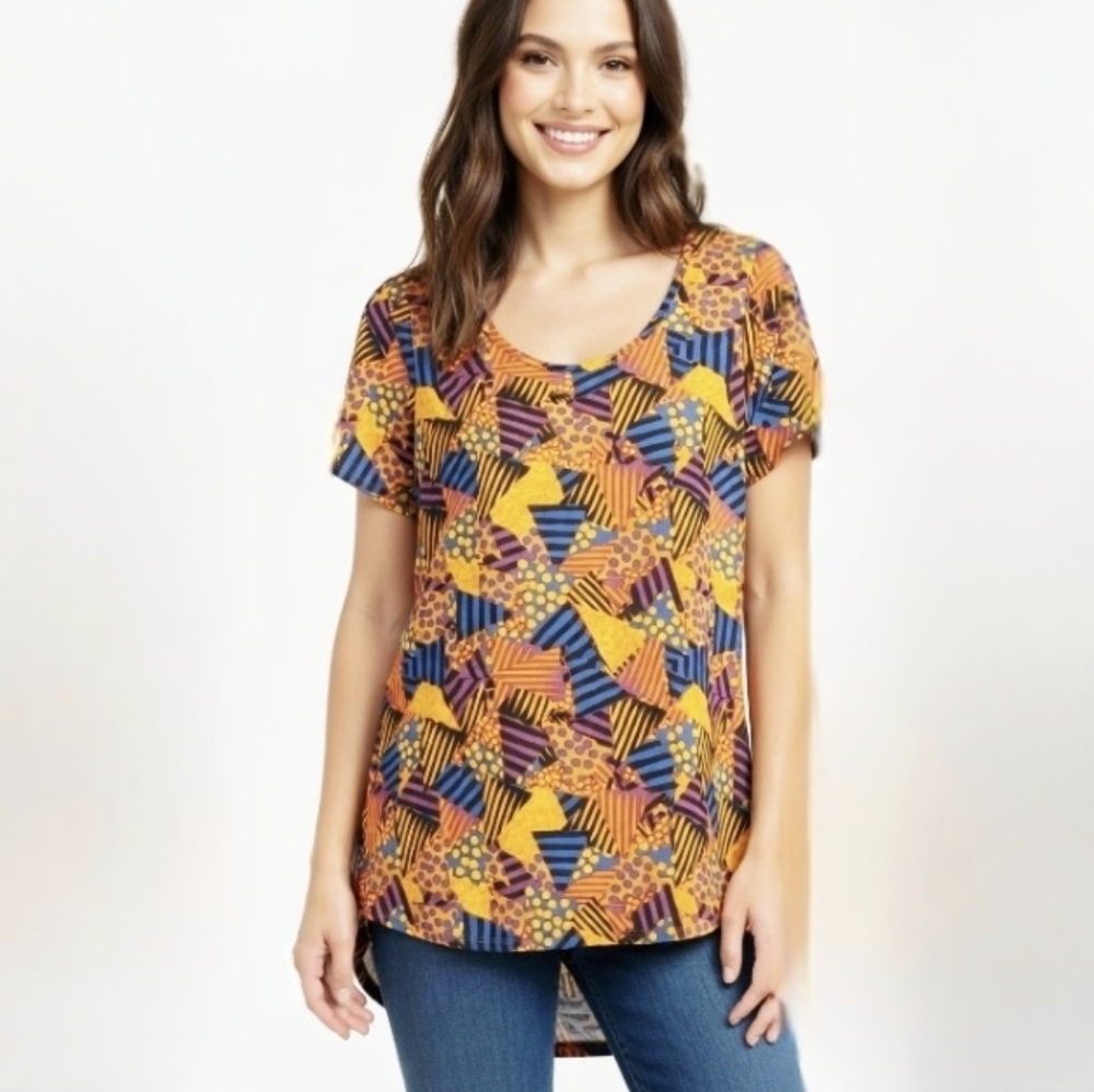 Lularoe Bold Geometric Triangle Stripe Polka Dot Print Short Sleeve T Shirt